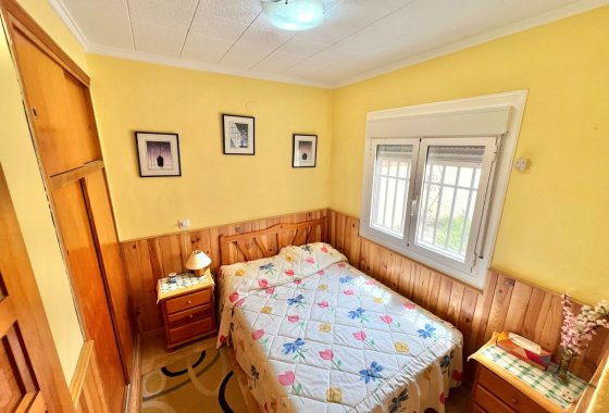 Resale - Detached Villa - La Marina