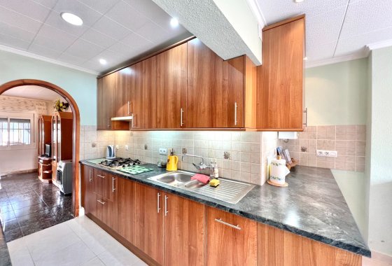 Resale - Detached Villa - La Marina