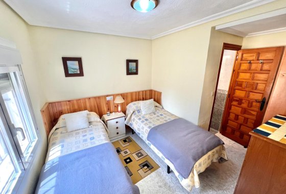 Resale - Detached Villa - La Marina
