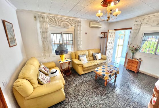 Resale - Detached Villa - La Marina