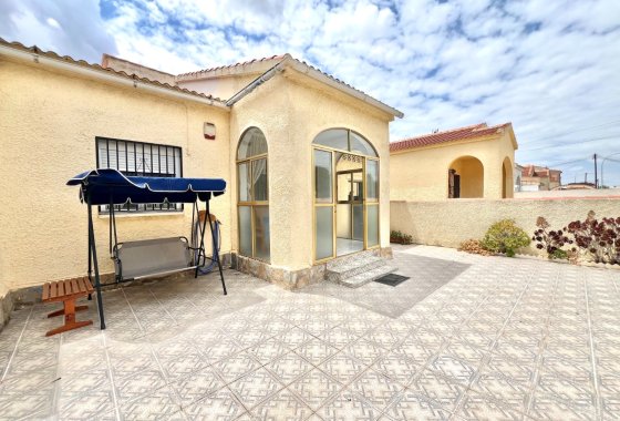 Resale - Detached Villa - La Marina