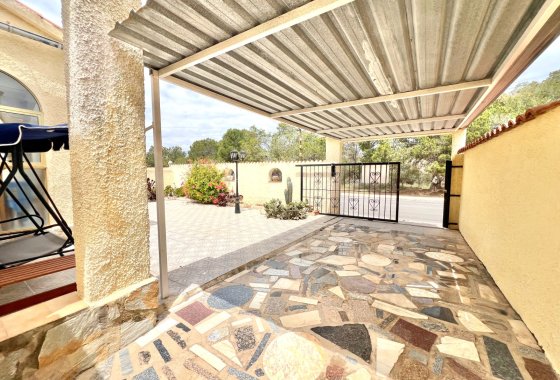 Resale - Detached Villa - La Marina