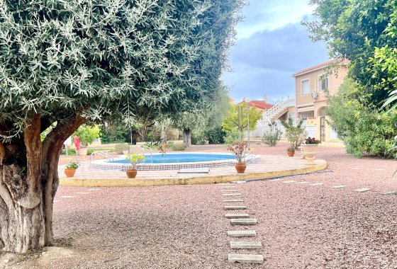 Resale - Detached Villa - La Marina