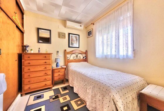 Resale - Detached Villa - La Marina