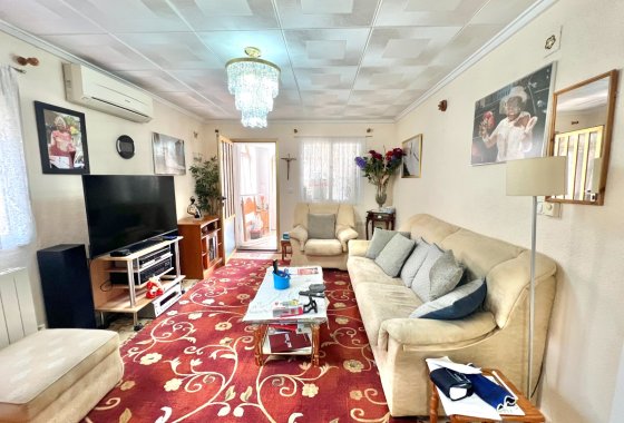 Resale - Detached Villa - La Marina