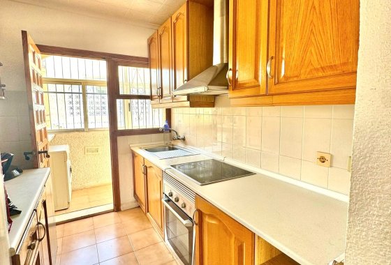 Resale - Detached Villa - La Marina
