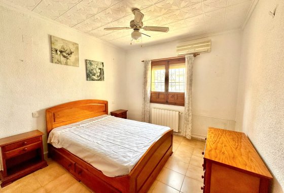 Resale - Detached Villa - La Marina