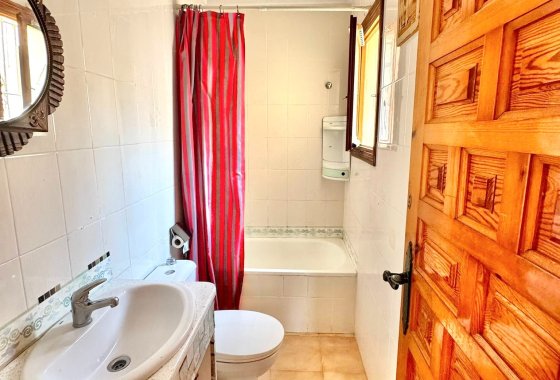 Resale - Detached Villa - La Marina