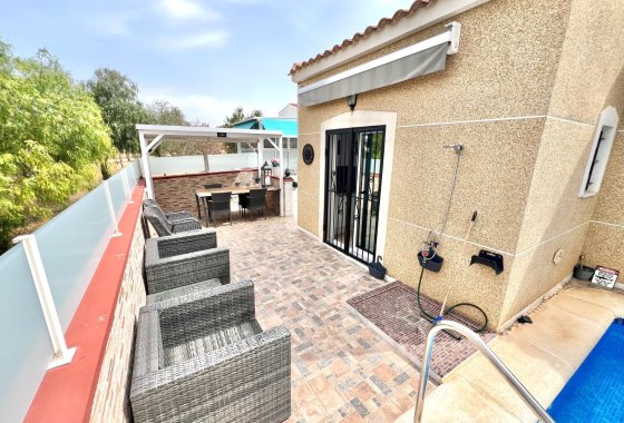 Resale - Detached Villa - La Marina