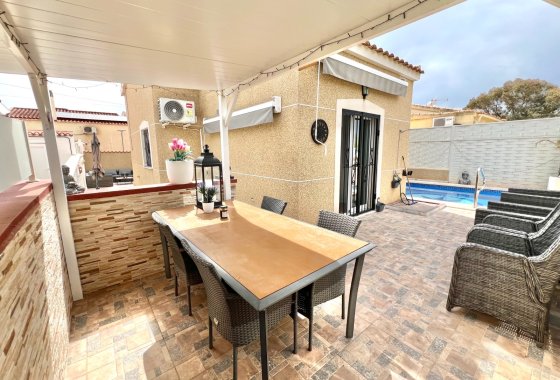 Resale - Detached Villa - La Marina