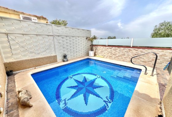 Resale - Detached Villa - La Marina