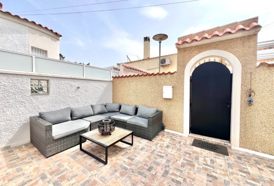 Resale - Detached Villa - La Marina
