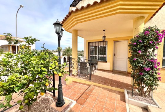 Resale - Semi Detached Villa - La Marina