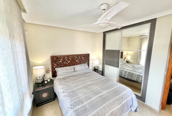 Resale - Semi Detached Villa - La Marina