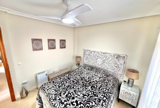 Resale - Semi Detached Villa - La Marina