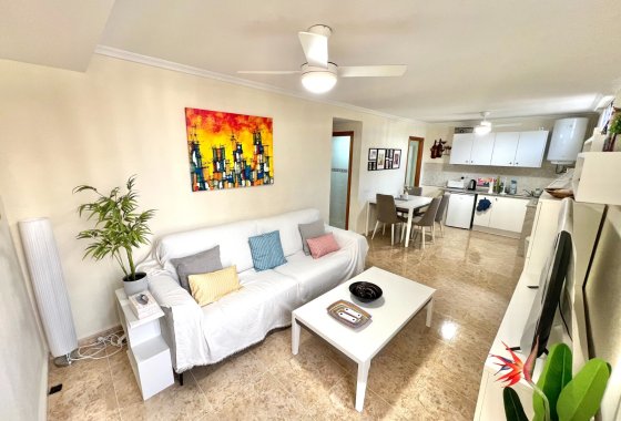 Resale - Semi Detached Villa - La Marina