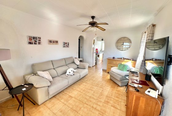 Reventa - Villa independiente - La Marina