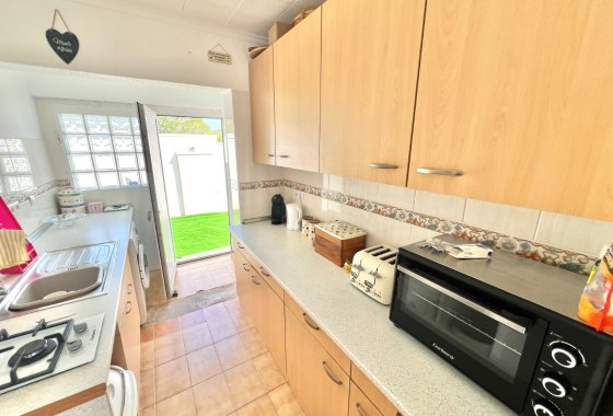 Reventa - Villa independiente - La Marina