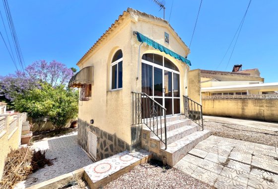 Reventa - Villa independiente - La Marina