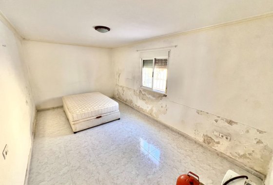 Reventa - Villa independiente - La Marina