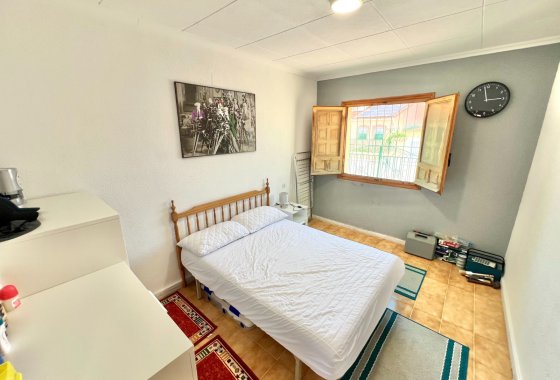 Reventa - Villa independiente - La Marina