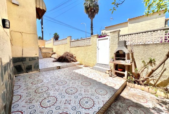 Reventa - Villa independiente - La Marina