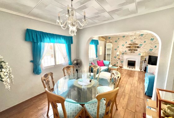 Reventa - Villa independiente - La Marina
