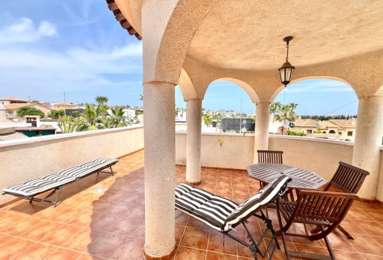 Resale - Detached Villa - La Marina