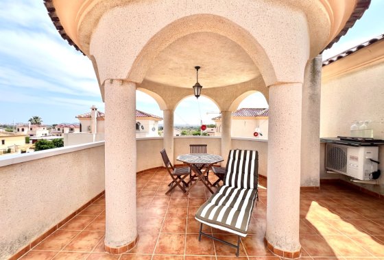 Resale - Detached Villa - La Marina