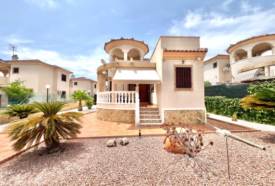 Resale - Detached Villa - La Marina