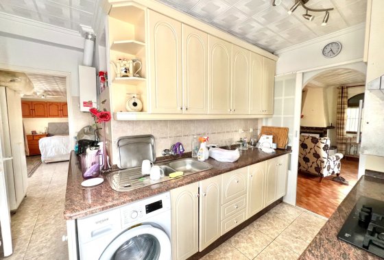 Resale - Detached Villa - La Marina