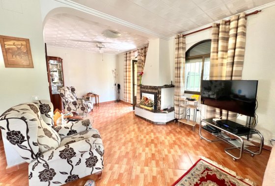 Resale - Detached Villa - La Marina