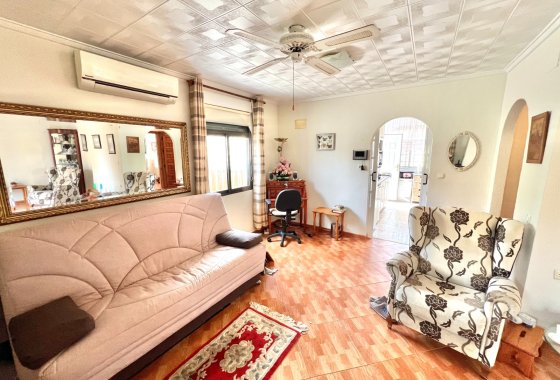 Resale - Detached Villa - La Marina