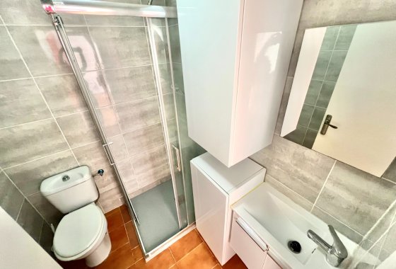 Resale - Terraced house - La Marina