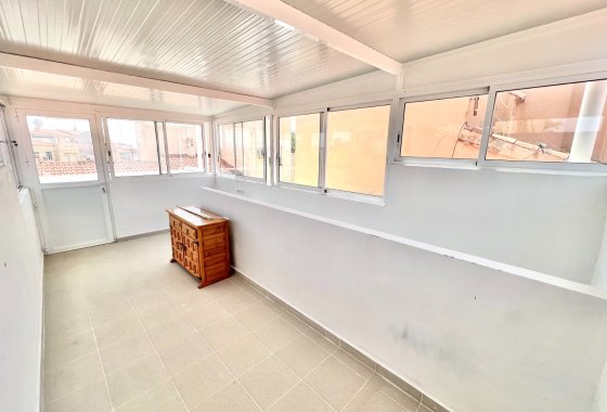 Resale - Terraced house - La Marina