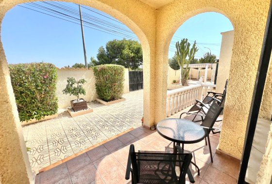 Resale - Detached Villa - La Marina