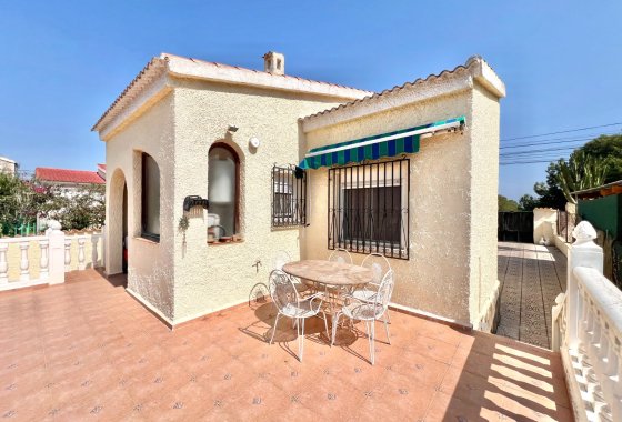 Resale - Detached Villa - La Marina