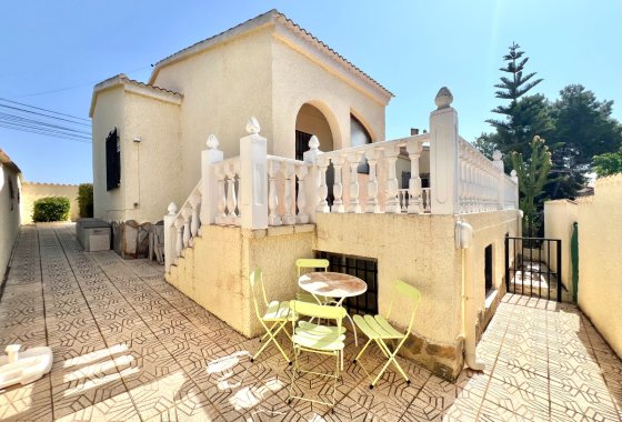 Resale - Detached Villa - La Marina