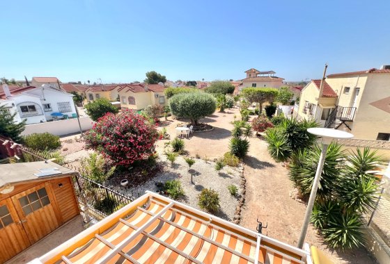 Resale - Detached Villa - La Marina