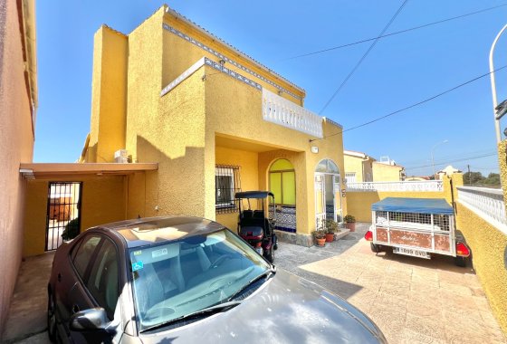 Resale - Detached Villa - La Marina