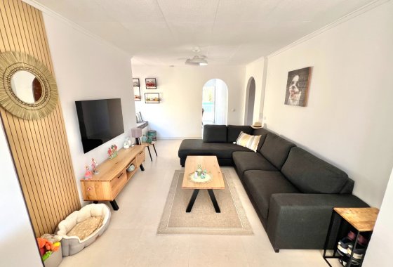 Resale - Detached Villa - La Marina