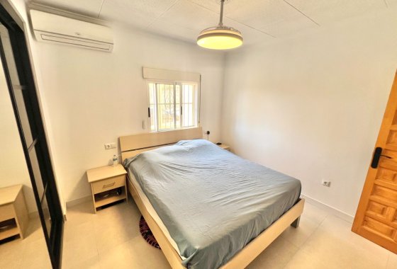 Resale - Detached Villa - La Marina