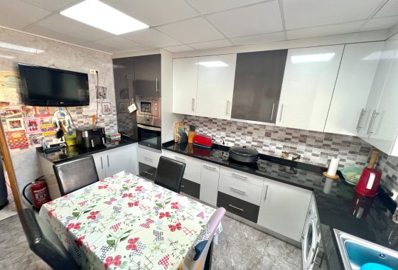 Resale - Detached Villa - La Marina