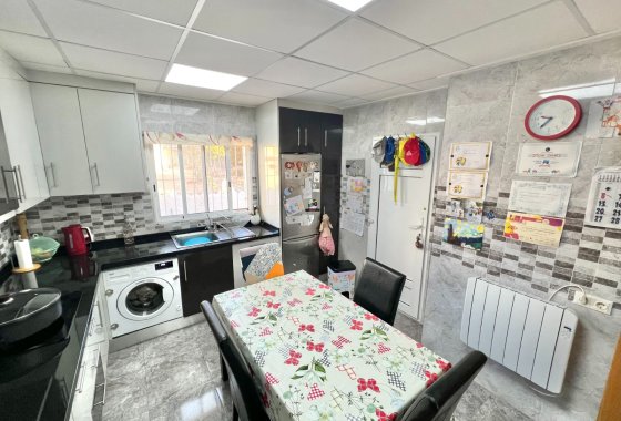 Resale - Detached Villa - La Marina