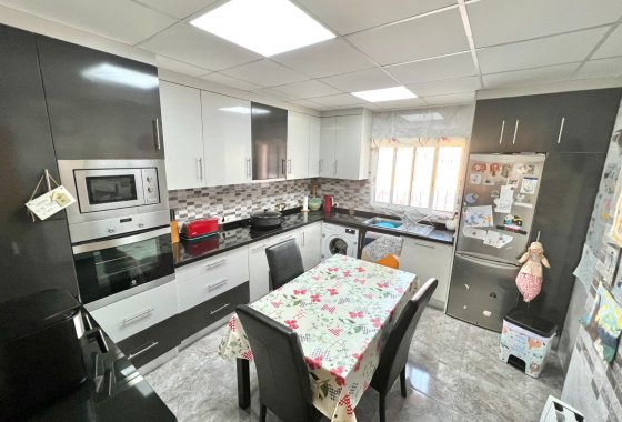 Resale - Detached Villa - La Marina