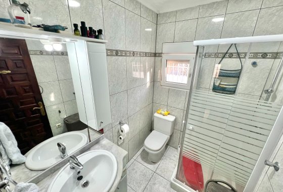 Resale - Detached Villa - La Marina
