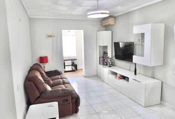 Resale - Detached Villa - La Marina