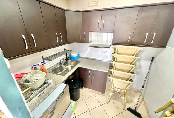 Resale - commercial property - La Marina
