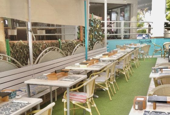 Resale - commercial property - La Marina