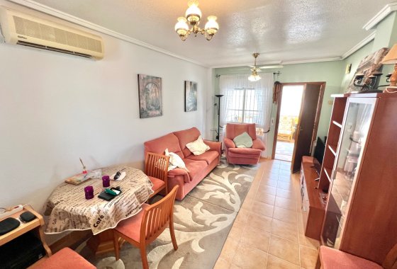Resale - Semi Detached Villa - La Marina
